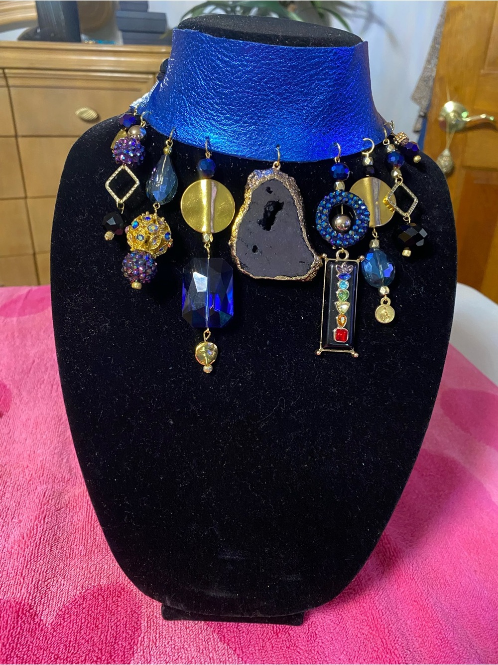 Leopard Print Statement Choker Necklace with Gold and Black Charms - Picture 6 of 12